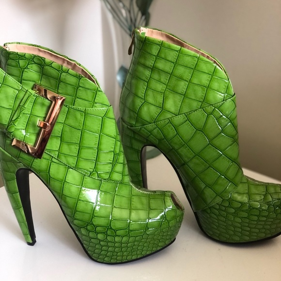 SHOE ENVY Green Peep Toe Platforms 38 Super Funky - Picture 2 of 8
